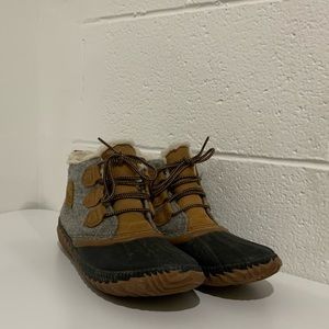 SOREL BOOTS